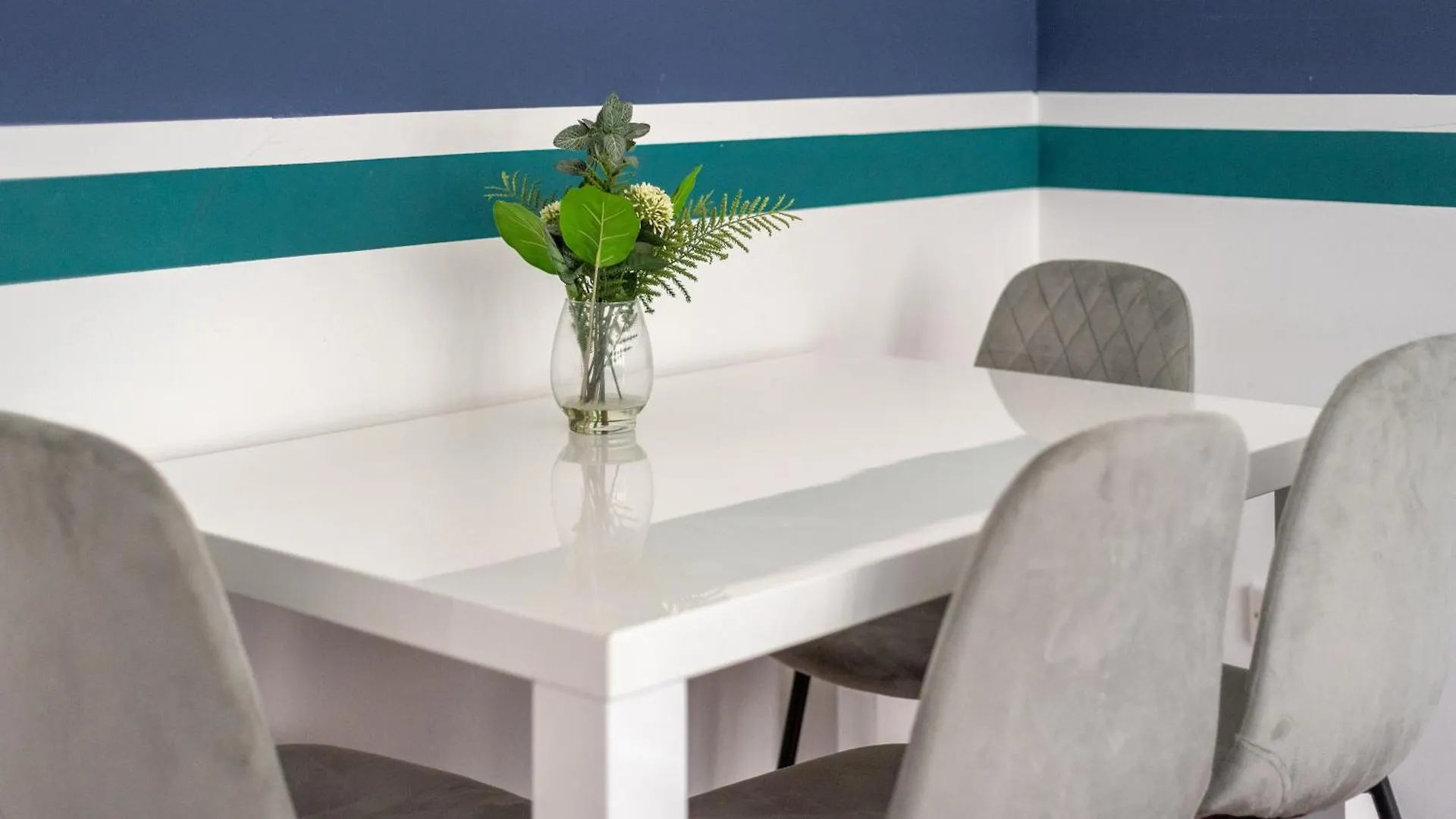 דירות אדינבורו 2Bed-Ground Floor-Free Parking 0*,